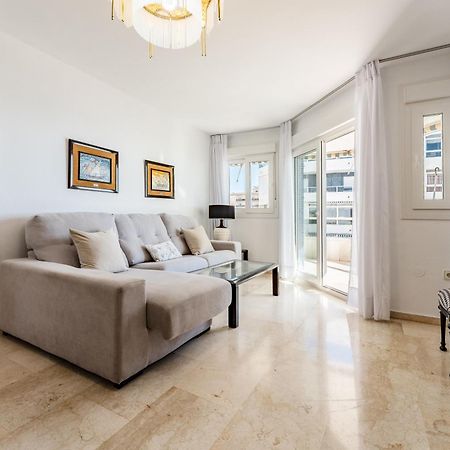Tropico Carihuela View & Parking Apartman Torremolinos Kültér fotó