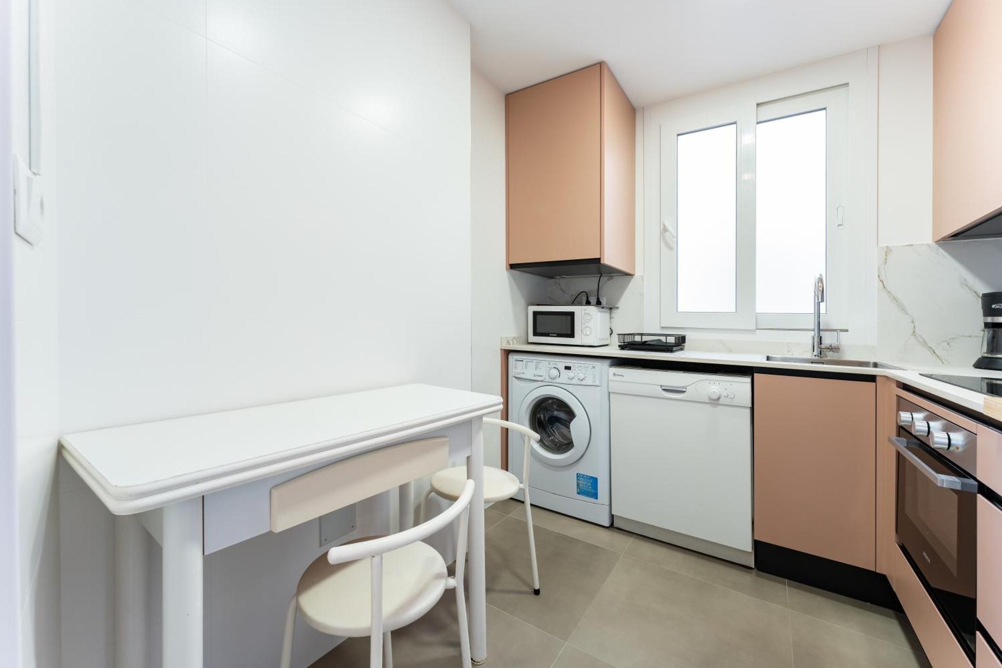 Tropico Carihuela View & Parking Apartman Torremolinos Kültér fotó