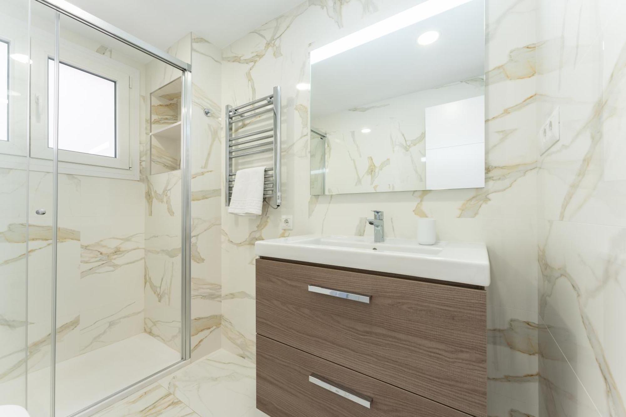 Tropico Carihuela View & Parking Apartman Torremolinos Kültér fotó