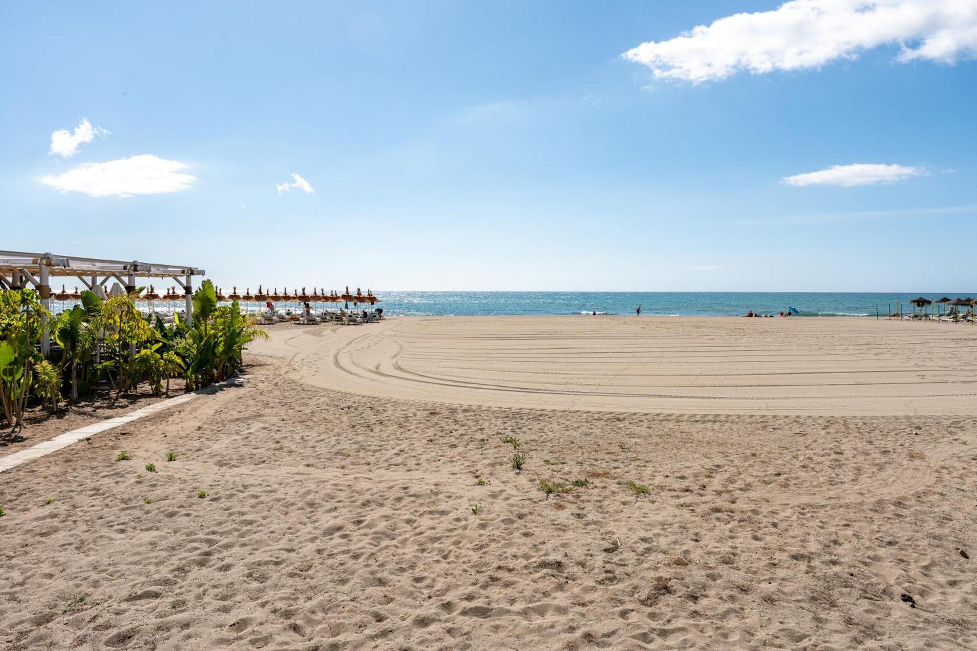Tropico Carihuela View & Parking Apartman Torremolinos Kültér fotó